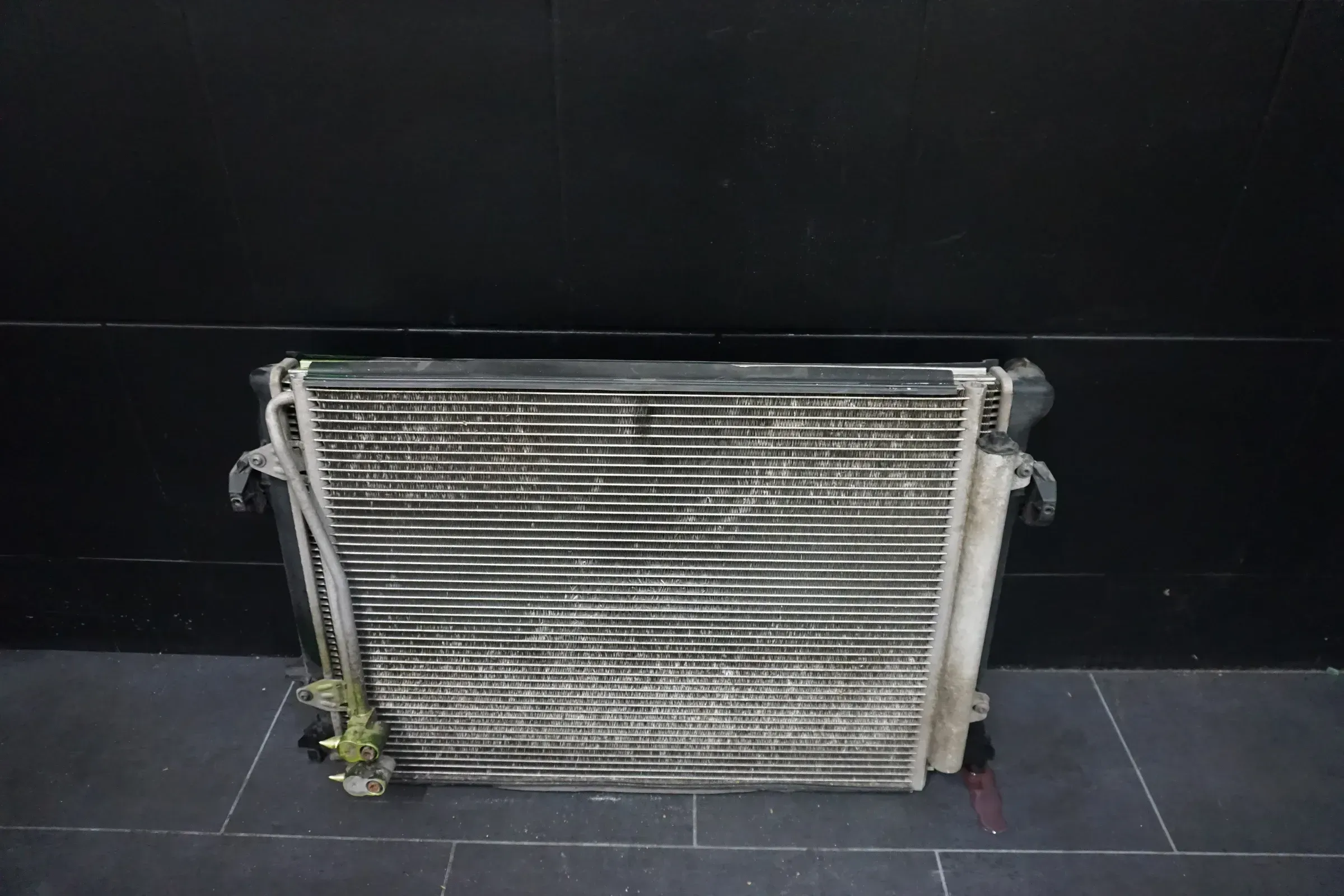 VW Passat 3C Kühler Wasserkühler Klima Kühlerpaket für 3,2 V6 AXZ Motor komplett - Bild 1