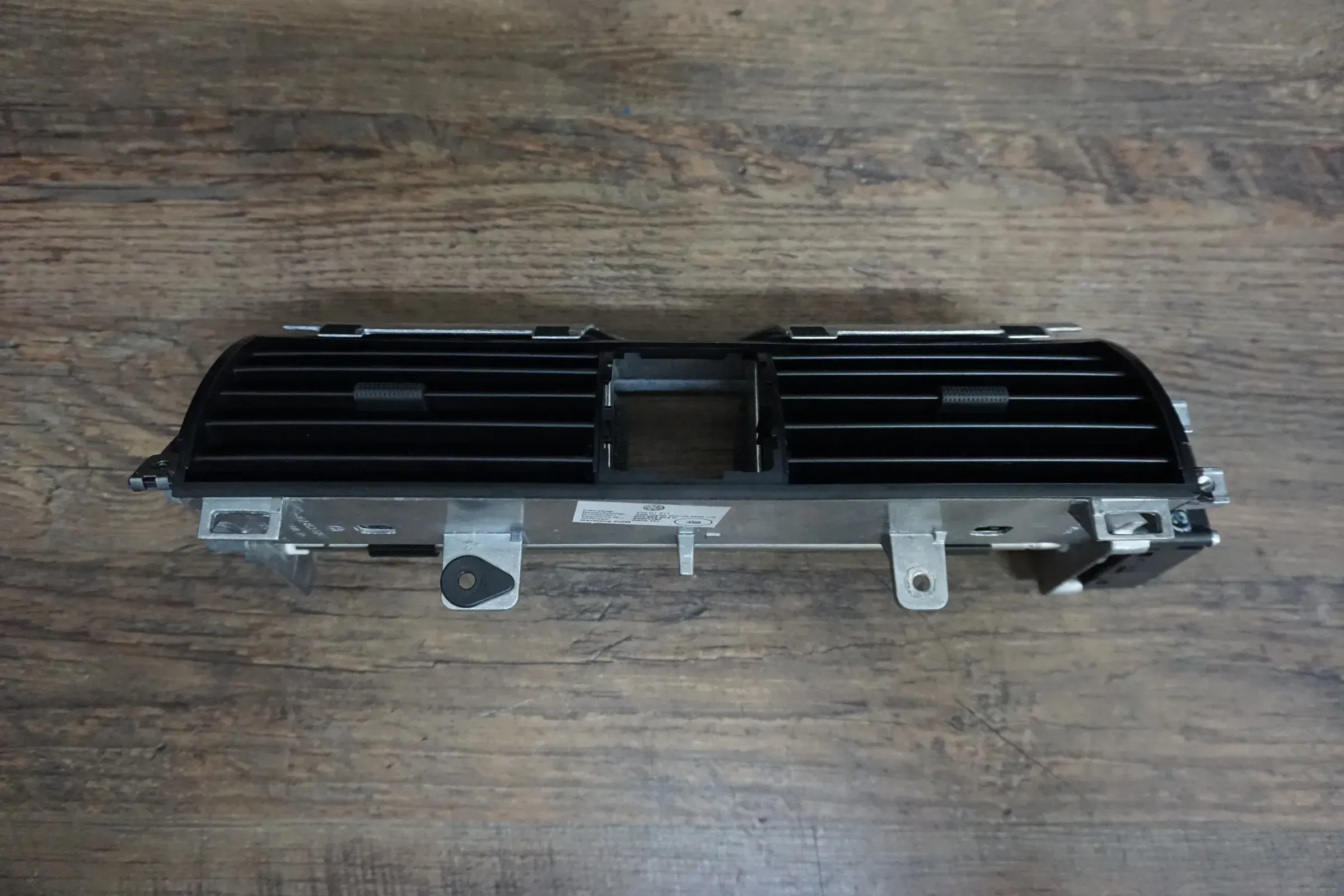 VW Phaeton 3D 3D1853204K Lüftungsdüsen Ausströmer Armaturenbrett mitte BJ2015 - Bild 1