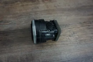 Audi Q2 81A A3 8V Chrom Lüftungsgitter Düse Lüftungsdüsen 8V0820901A - Bild 2