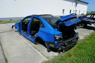 Audi RS3 8V Karosserie Karosse Limousine Blau Rohkarosse BJ2016 Unfall - Bild 6
