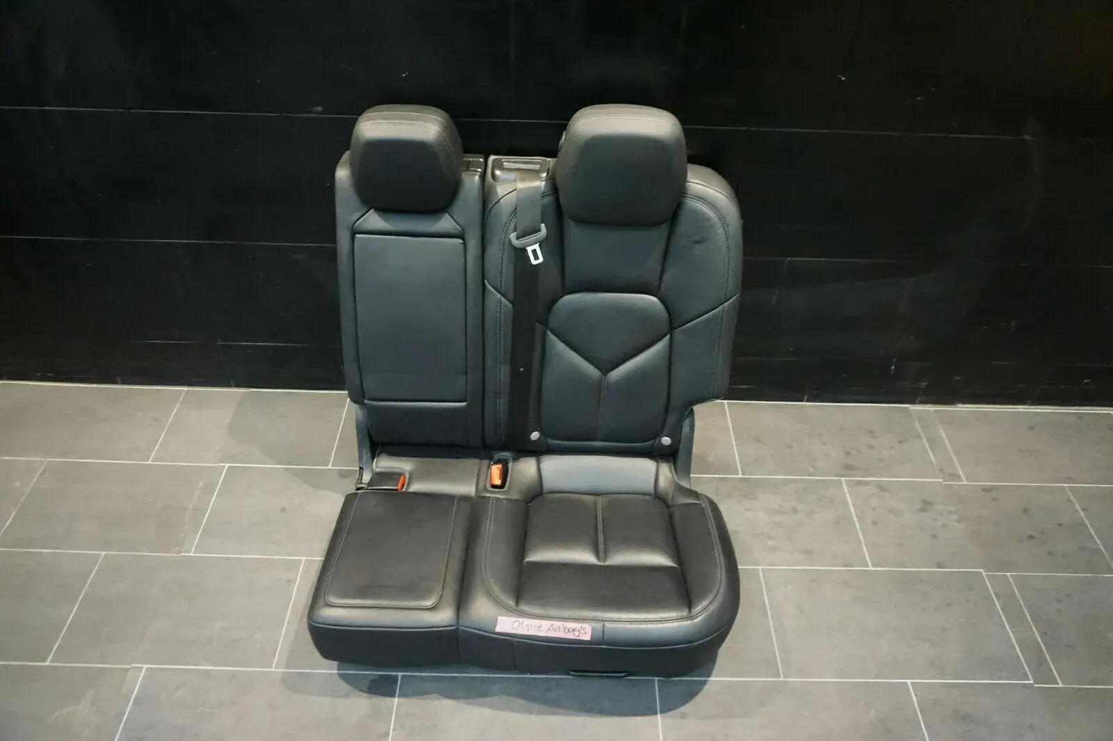 Sitzbank links Porsche Cayenne 958 92A 06.10- 7P5886101H Schwarz Rücksitzbank - Bild 1
