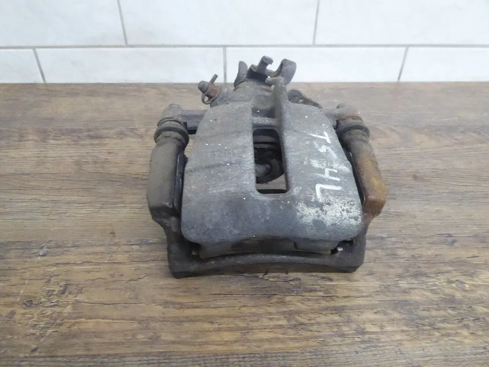 Bremssattel VW T5 Doka Bus Transporter  2,5 TDI hinten links - Bild 1