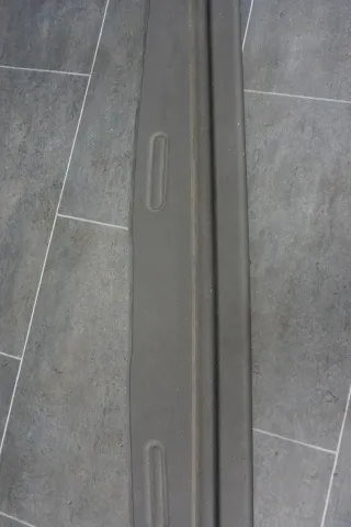 VW T5 T6 Multivan Caravelle Rollo Laderaumabdeckung 7E5867773A Anthrazit - Bild 5