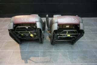 VW T5 Multivan SITZ Sitze vorne links rechts Leder Schwarz Armlehne Concert Rot Pilotensitze - Bild 9