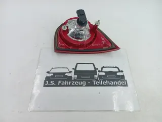 VW Golf V Limo Rücklicht Heckleuchte innen links 1K6945093J - Bild 2