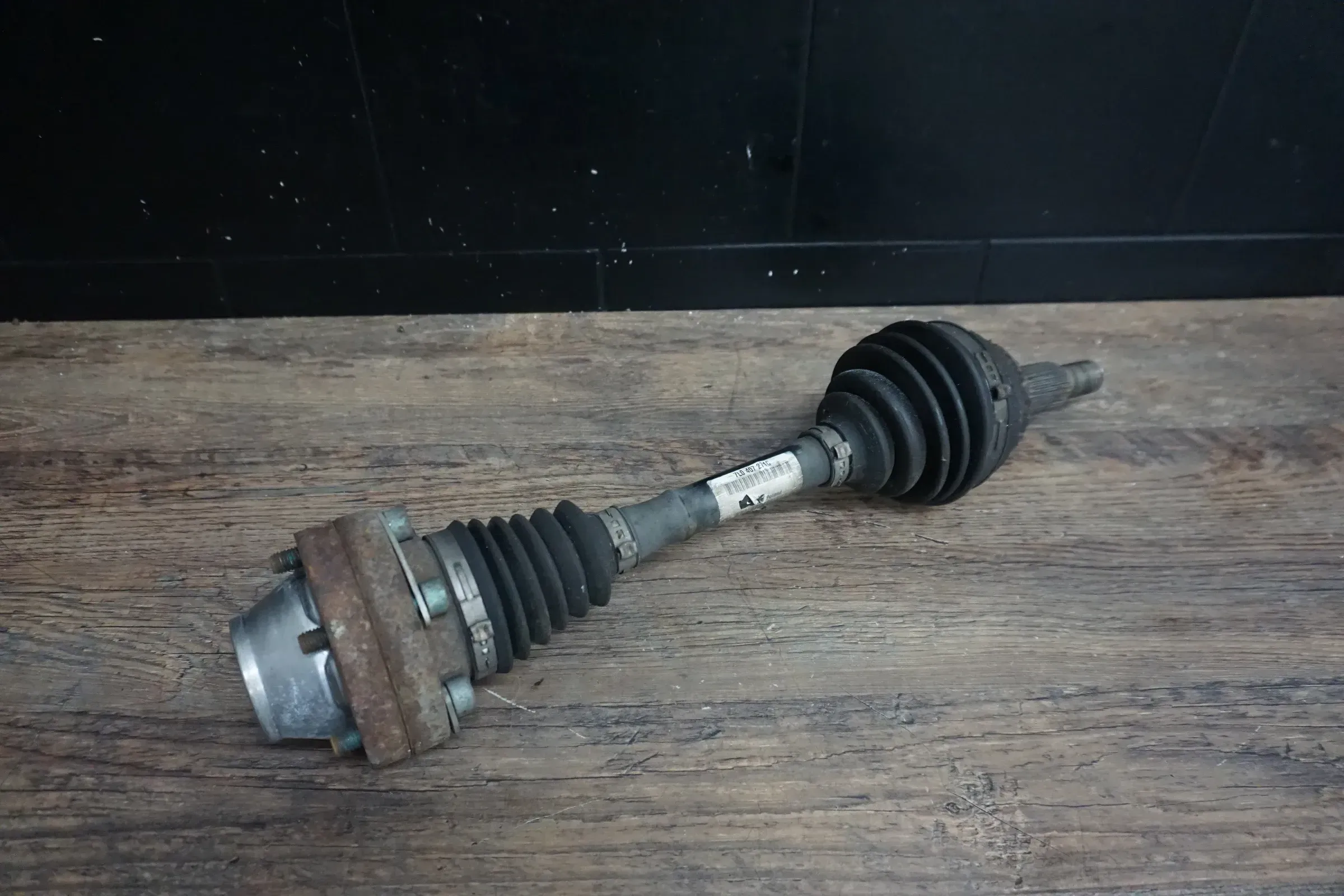 Antriebswelle vorne links rechts Audi Q7 4L V6 TDI Automatik Welle 7L0407271C - Bild 1