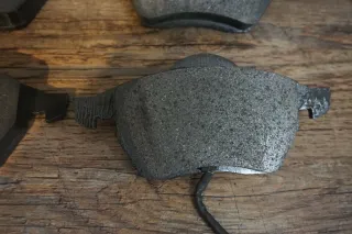 Volkswagen Bremsbeläge Vorne Hinten Satz Pad 7m3615115b - Bild 8
