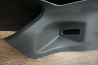 d1bbb310010a Verkleidung Ford Fiesta MK7 Schwarz - Bild 3