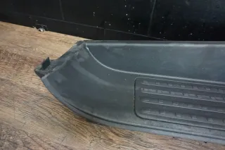 Original VW T5 Trittstufe Verkeidung Einstieg rechts schwarz 7H5863736H - Bild 3