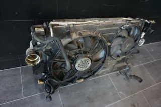 VW T5 Multivan 2.5TDI 174PS Kühlerpaket Frontmaske Wasserkühler 7H0121201CN - Bild 6