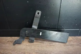 Audi RS6 C6 Halterung Kühler 07L145515E - Bild 1