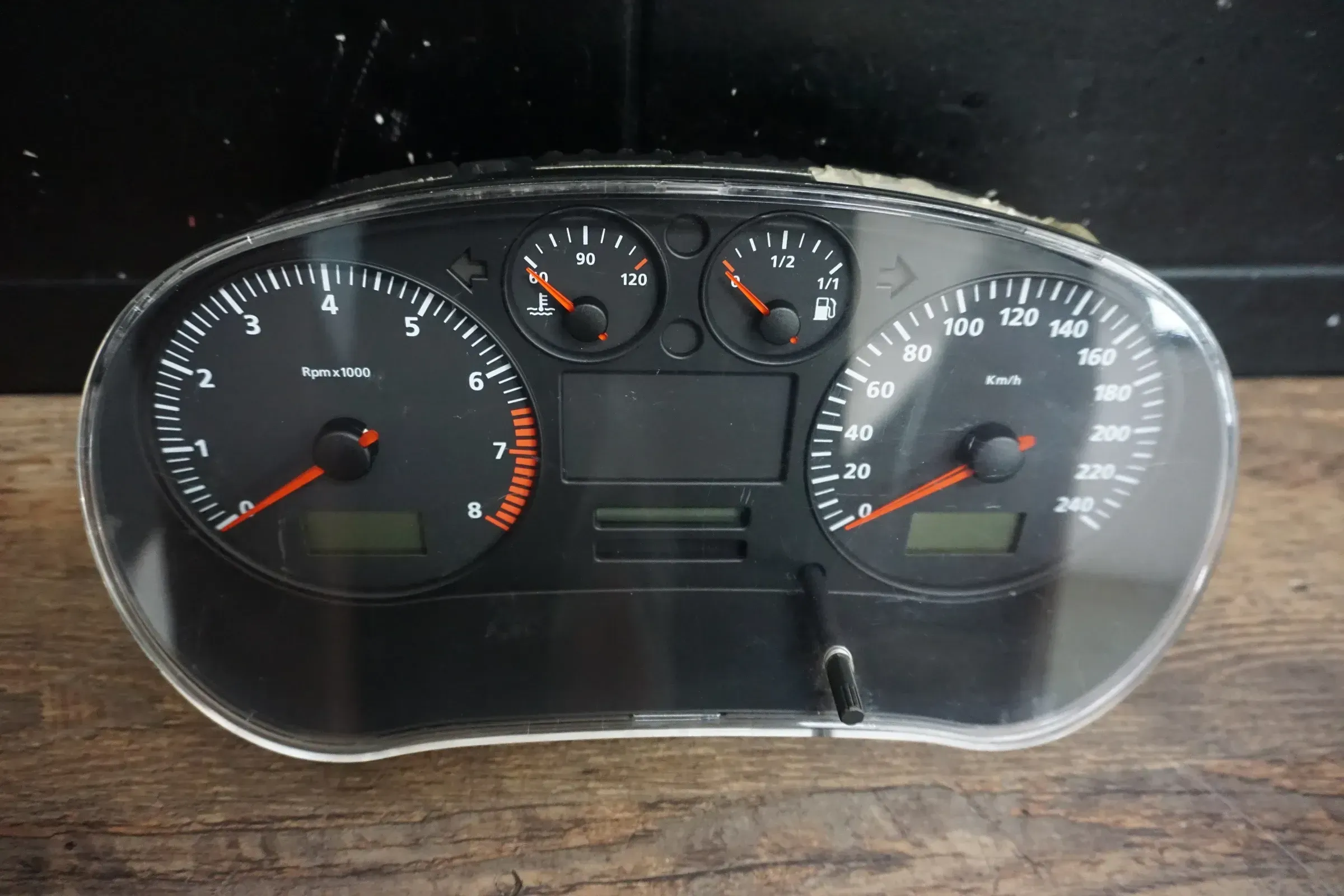 Tacho Kombiinstrument Seat Leon W01M920820A 88311292 110080013002 1204000211 - Bild 1