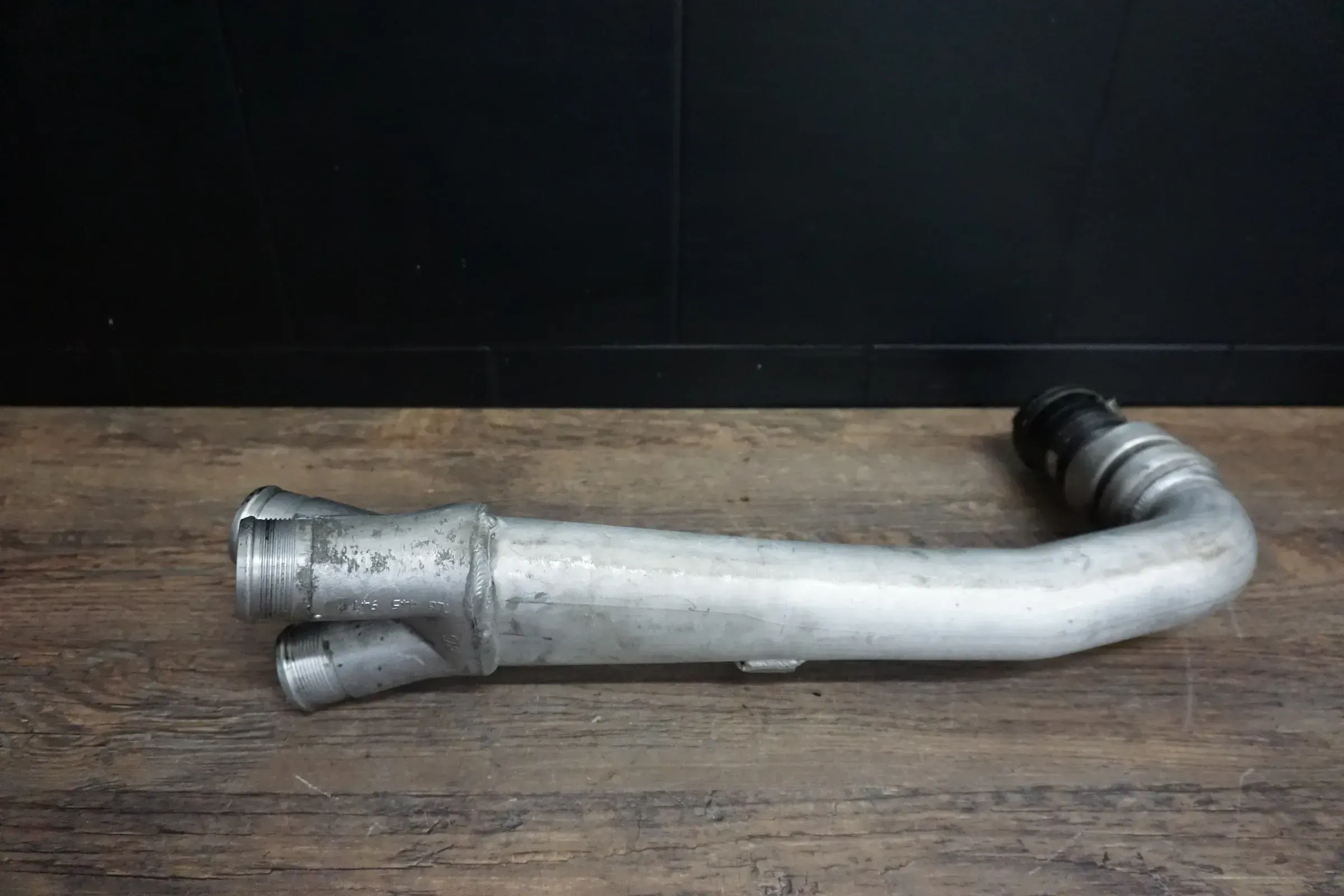 VW Touareg 7P 3.0 180KW CRC Druckrohr Ladeluftrohr 7P0145941 - Bild 1