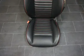 Dodge Challenger R/T 14 Sitz Fahrersitz Leder Sitzheizung Links Schwarz Rot - Bild 2