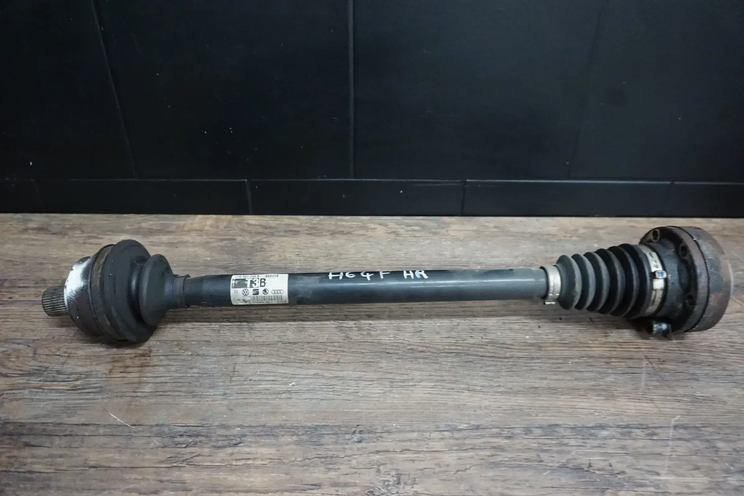 Audi A6 C6 4F 3.0 TDI Antriebswelle Gelenkwelle hinten links rechts 4F0501203B - Bild 1