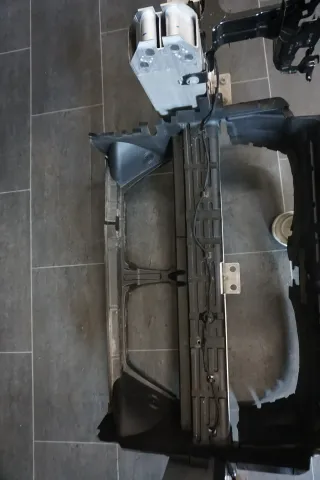 BMW 3 G80 G81 2023 Schlossträger frontträger Frontmaske Benzin Prallträger 3er - Bild 9