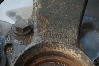 Original VW Rechts Ferderbein Kompl. Stoßdämpfer 7H0413031N Radnabe 7H0258G T5 - Bild 7
