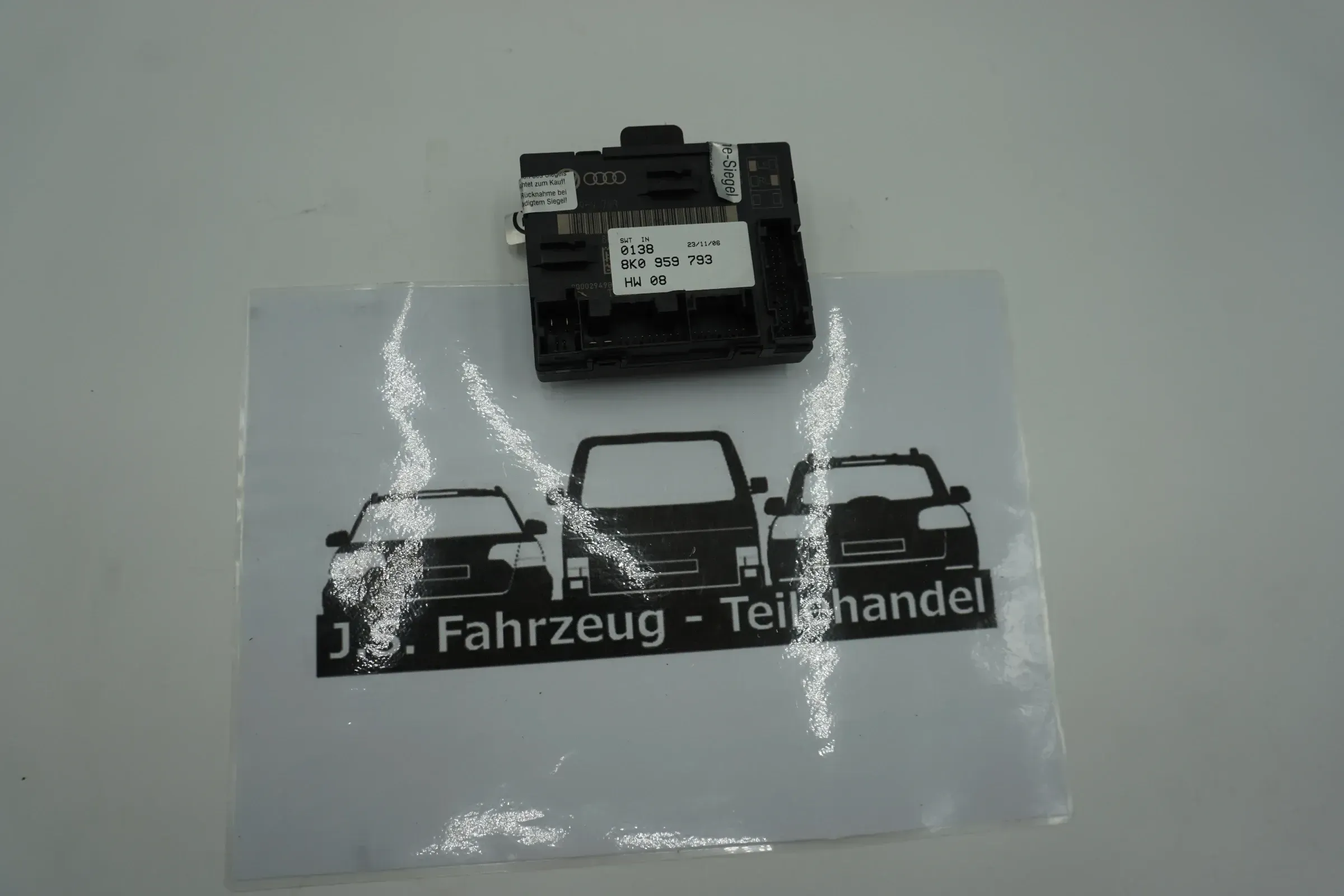 Audi A4 8K B8 Türsteuergerät Steuergerät Tür vorne links 8K0959793 - Bild 1