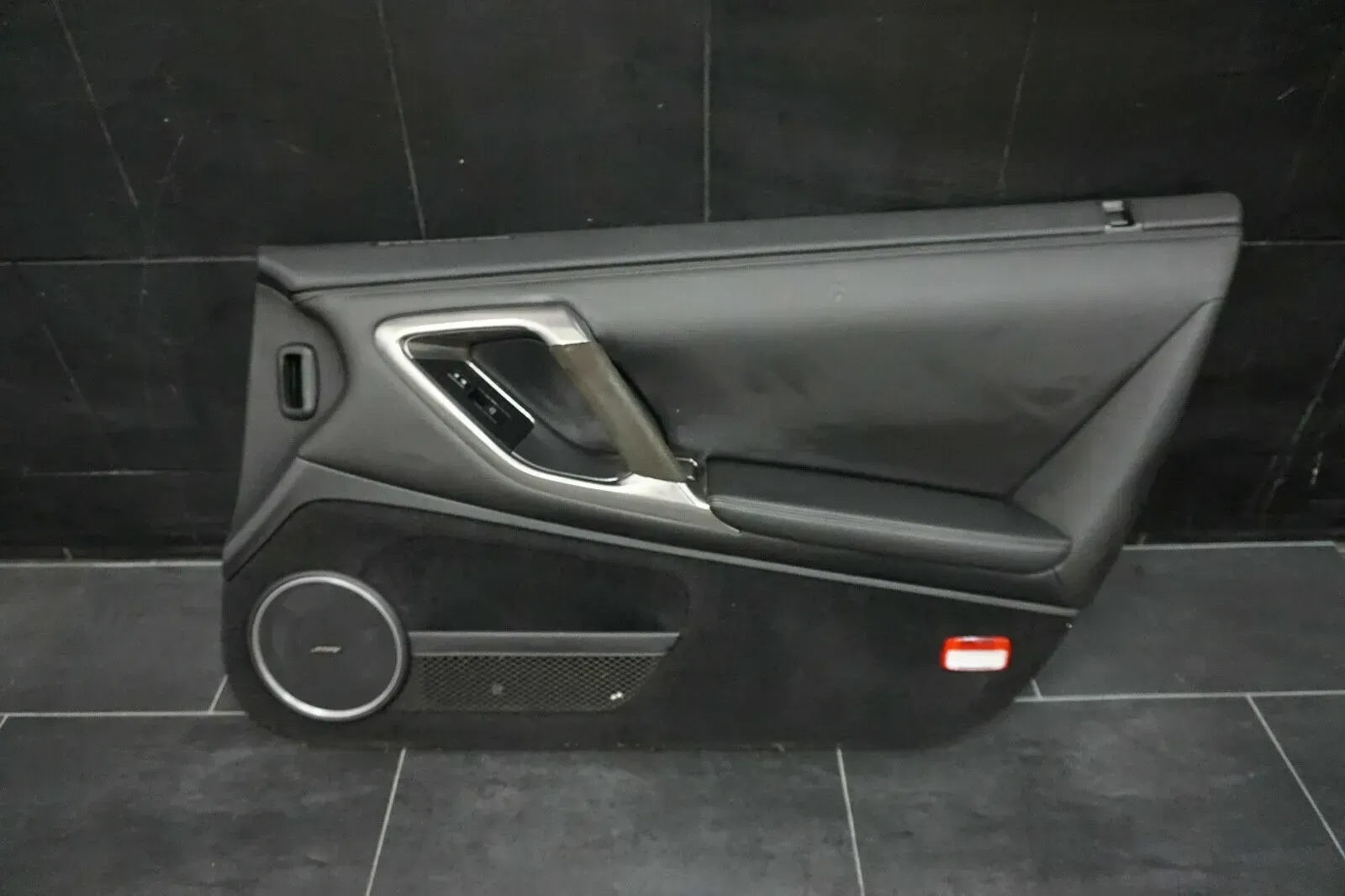 Türverkleidung rechts für Nissan GT-R GTR R35 80901JF05A Leder Bose - Bild 1