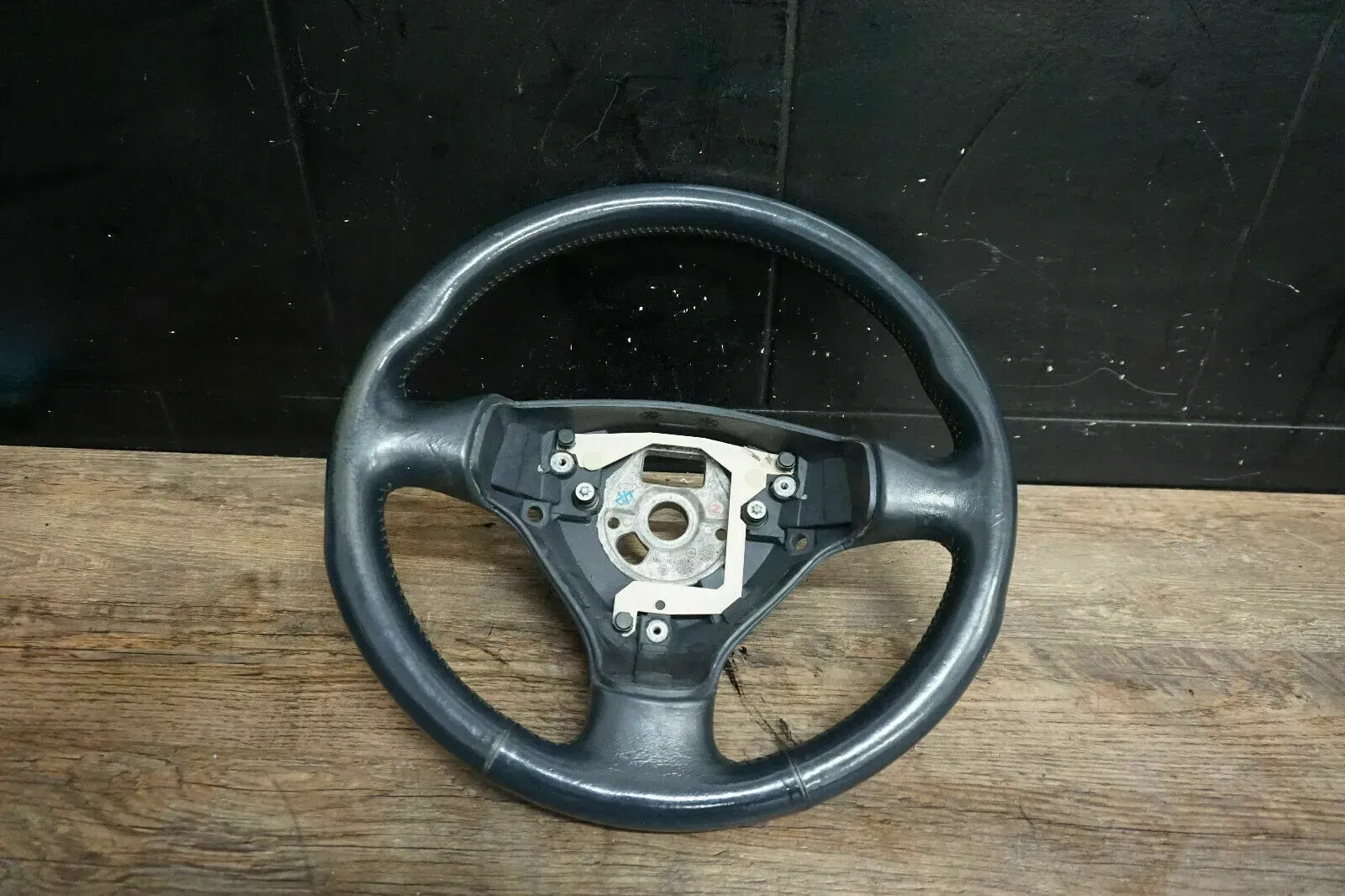 Audi A4 8E Airbaglenkrad Lenkrad Lederlenkrad Leder blau 8E0124A - Bild 1
