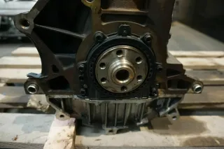 VW Golf 4 Bora 1,9 TDI ASZ Motorblock Block Motor 038103021AA - Bild 2