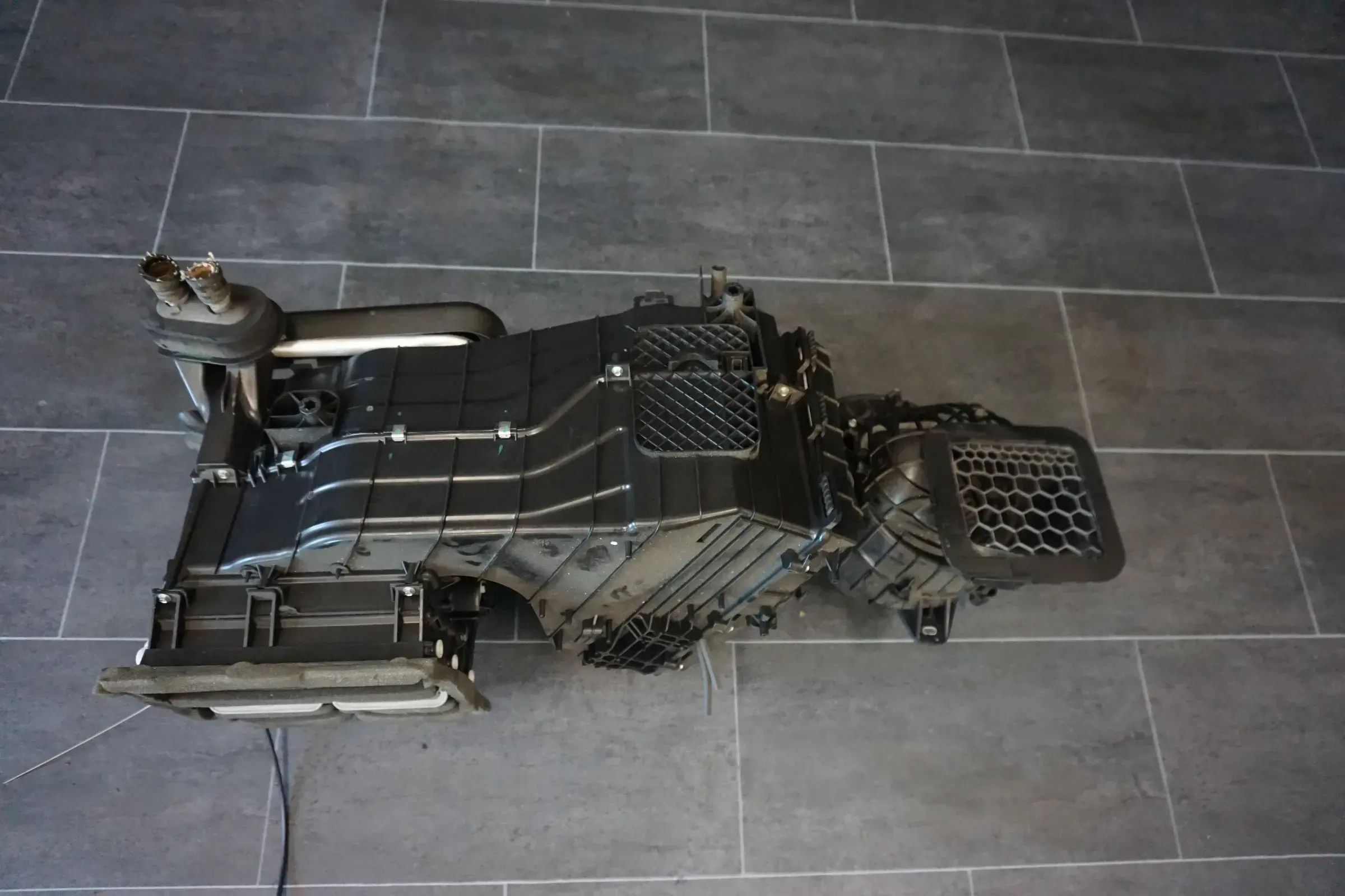 Wärmetauscher Heizungskasten komplett 7E1819005m VW T5 TRANSPORTER 5 - Bild 1