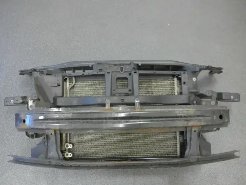 Background image for Original VW Passat 3C 2.0 TDI Kühlerpaket Kondensator Ladeluftkühler 3C0145805G
