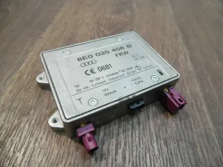 Audi Antennenverstärker A2 A3 8P A4 8E A6 4F A8 4E Q7 R8 TT 8J 8E0035456B/C/D - Bild 1