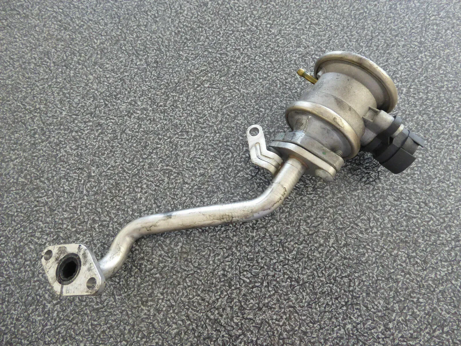 Audi RS4 R8 4,2 V8 Kombiventil Sekundärluft Ventil 079131101F / 079131166E/D TOP - Bild 1