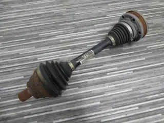 AUDI S3 A3 8P 2.0 vorne links Antriebswelle 1K0407271HG Front Left Drive Shaft - Bild 1