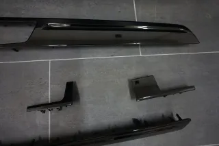 Porsche Cayenne 9Y Leisten Türen Dekor Glanz SCHWARZ Interieur - Bild 4