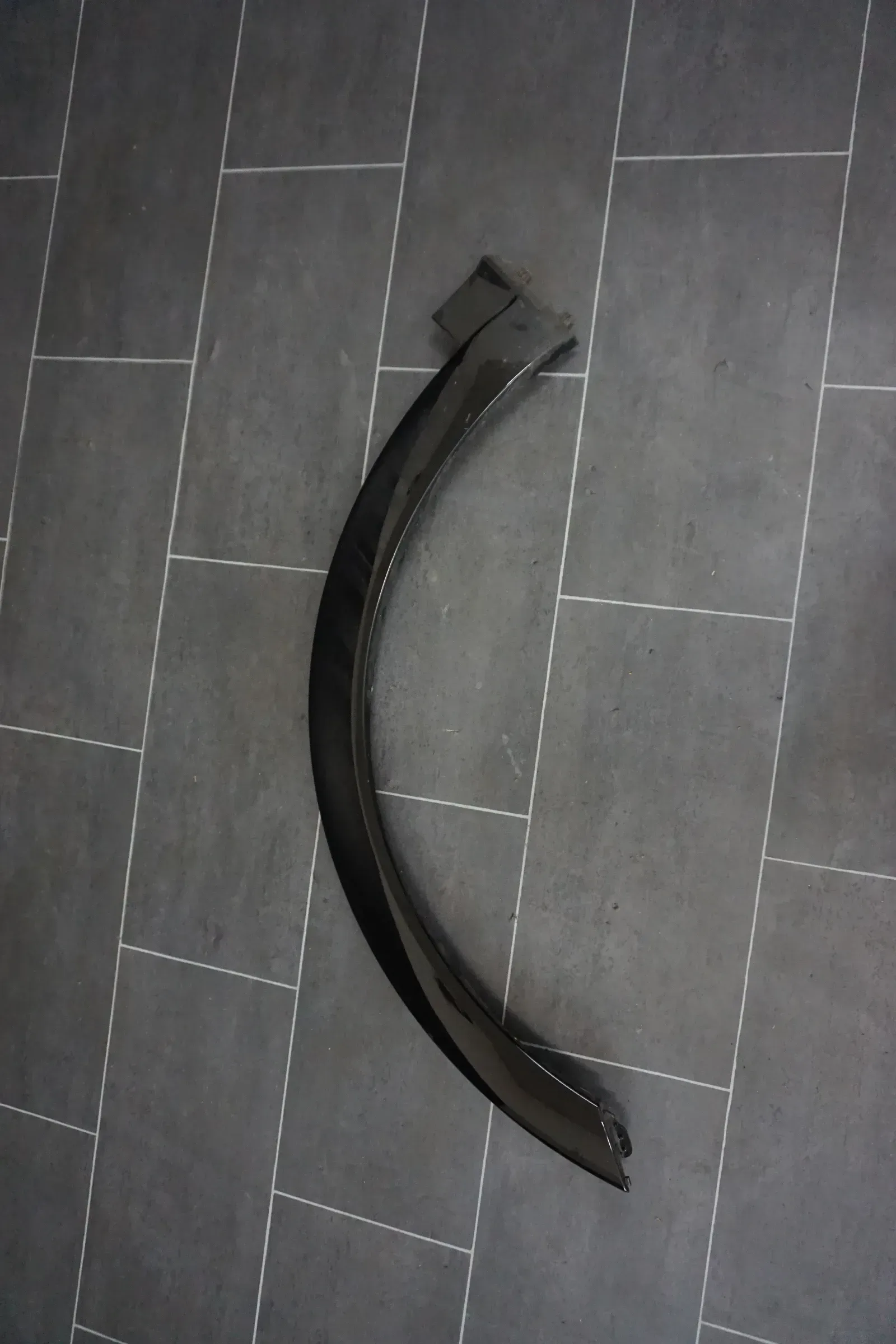 PORSCHE Cayenne 9YA Radabdeckung rechts vorn Lackiert 9Y0853818 L041 - Bild 1