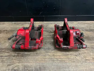 VW Polo 2G GTI 2,0 TSI 200 PS Bremssattel Träger vorn Links rechts ROT - Bild 2