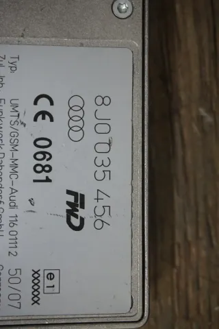 Audi A3 A4 S4 A5 S5 A8 4E TT Verstärker Telefon Handy Compenser 8J0035456 - Bild 4