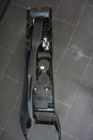 VW Tiguan 5N Seat Alhambra Mittelkonsole Oberteil Armlehne 5M0864207E - Bild 2