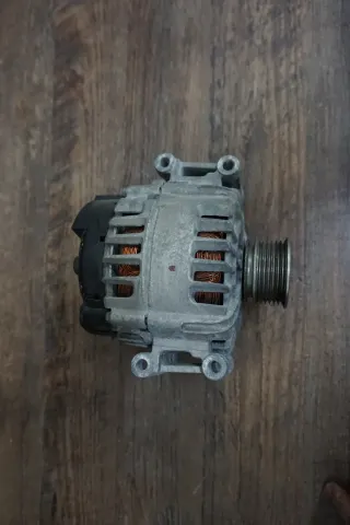 Audi VW Seat Skoda Lichtmaschine 04C903023K Drehstromgenerator 1.0 1.4 TFSI - Bild 2