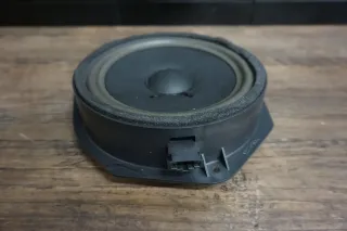 Audi R8 Lautsprecher 420035415 Mitteltonlautsprecher Tieftonlautsprecher speaker - Bild 1