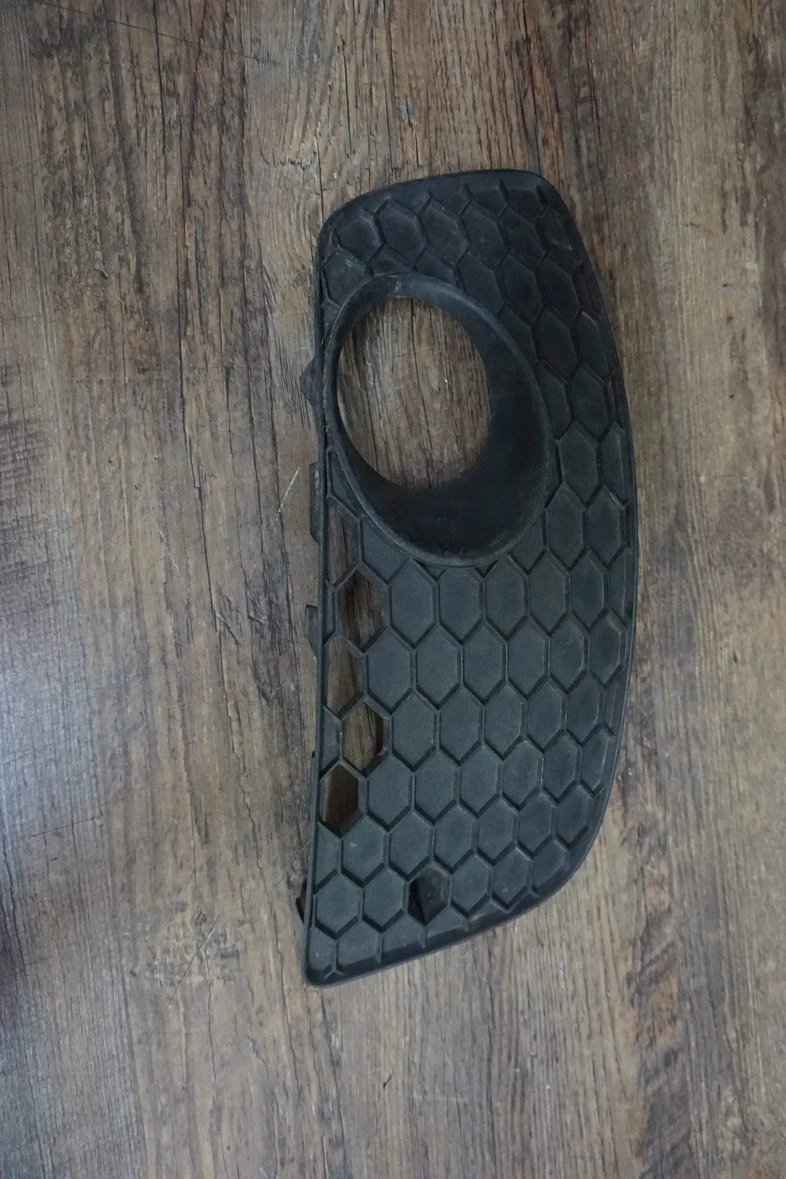 Gitter Blende Stoßstange Nebelscheinwerfer VW Golf V 5 GTI 1K0853666D - Bild 1