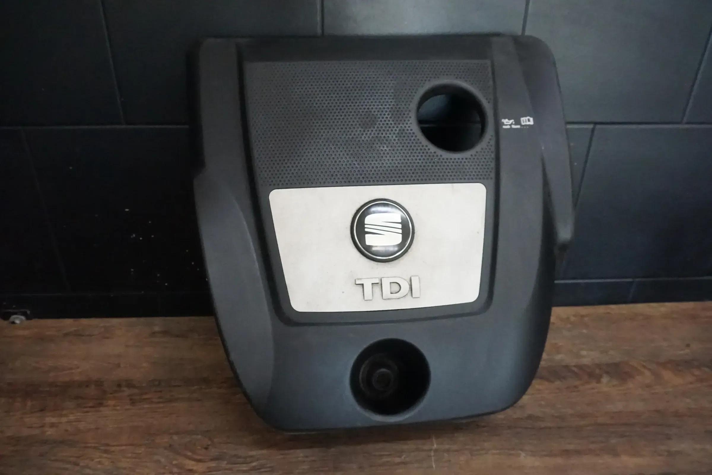 Motorabdeckung Seat Leon 1.9 TDI 038103925EL Abdeckung - Bild 1