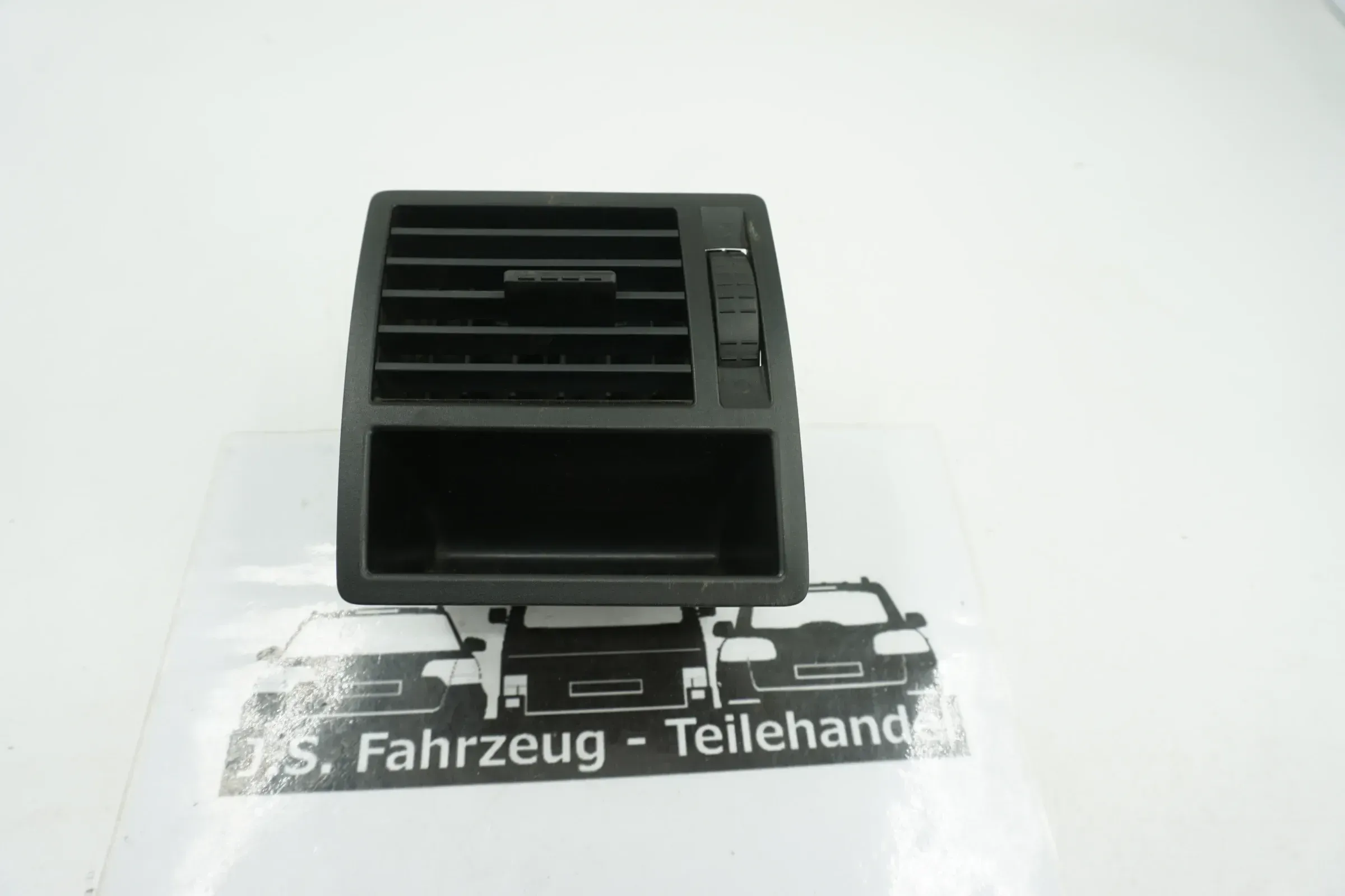 VW T5 Lüftungsdüse Düse Lüftung vorne links 7H1819203A 7E0819203H - Bild 1