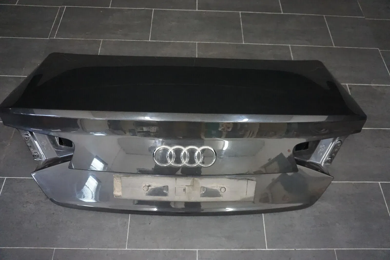 Audi A8 4H Heckklappe Klappe hinten Kofferraumdeckel Kofferraumdeckel LX7U - Bild 1