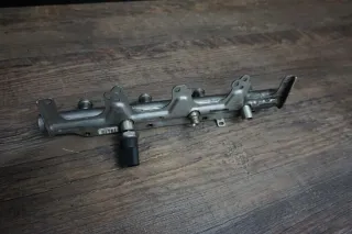 Audi Seat Skoda VW Kraftstoffverteiler Einspritzleiste 06F133317G 06F133317L - Bild 2