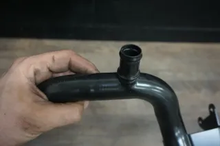 Orig. Porsche Cayenne 958 92A 3.0 Diesel Wasserrohr Kühlwasserrohr 059121071BF - Bild 3