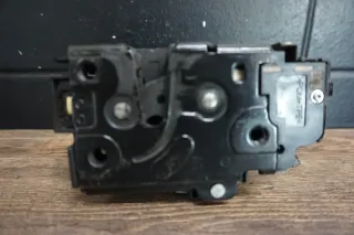 VW Bus T5 Türschloß VR Schloß Schloßfalle Beifahrertür rechts 3B1837016BR - Bild 5