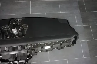 Porsche 9Y Cayenne Armaturenbrett Schalttafelverkleidung Schwarz komplett - Bild 2