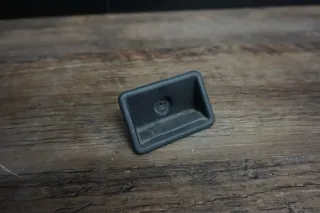 T4 Abdeckung Gurtführung Verkleidung Gurt Gurtdurchführung VW 705857828 - Bild 1