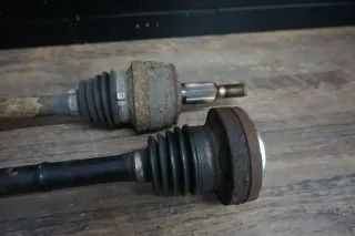 VW T5 4Motion Allrad Antrieb Antriebswelle Gelenkwelle Hinterachse links rechts J.S.Fahrzeugteilehandel      (19233) - Bild 2