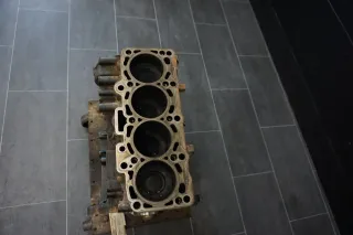 Motor Motorblock VW T5 Transporter Bus 2,0 TDI 75 103KW CAA CAAA CAAC Rumpfmotor - Bild 7