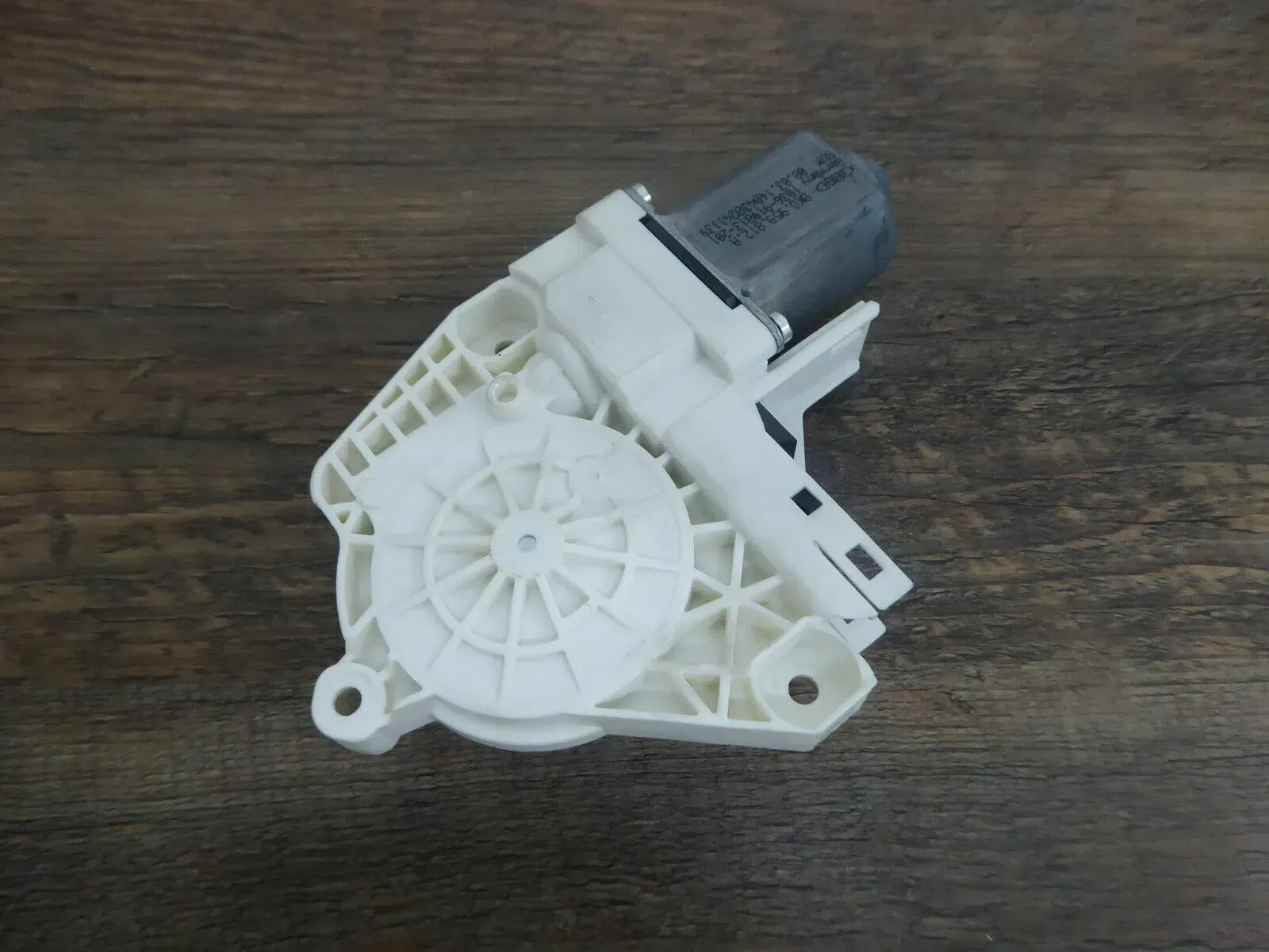 Original Audi A4 8K Fensterhebermotor hinten rechts 8K0959812A - Bild 1