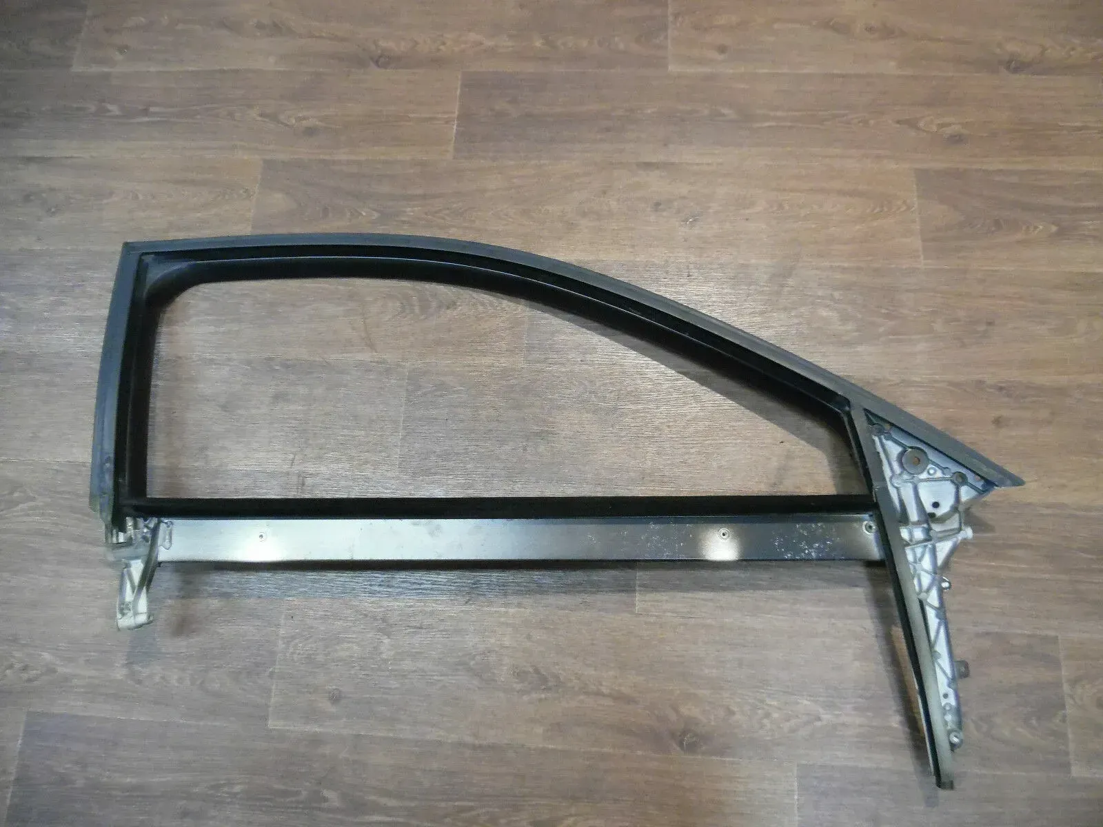 Audi A3 S3 8P 3-Türen Fensterrahmen Türrahmen vorne rechts 8P3837630 - Bild 1